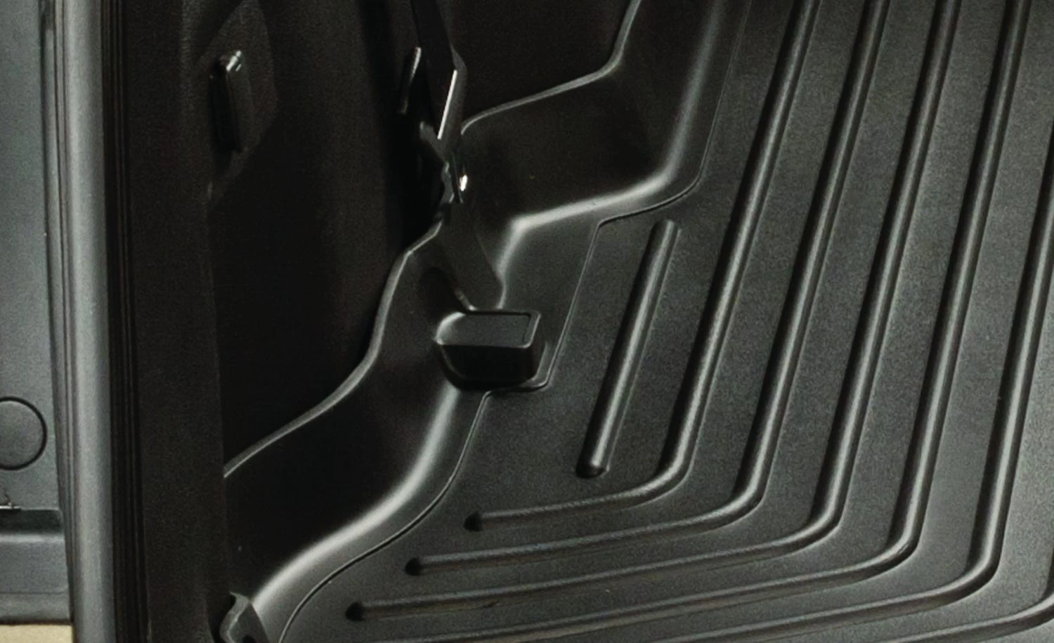 Husky Classic Style Cargo Liners 4 Husky Classic Style Cargo Liners - Image 3